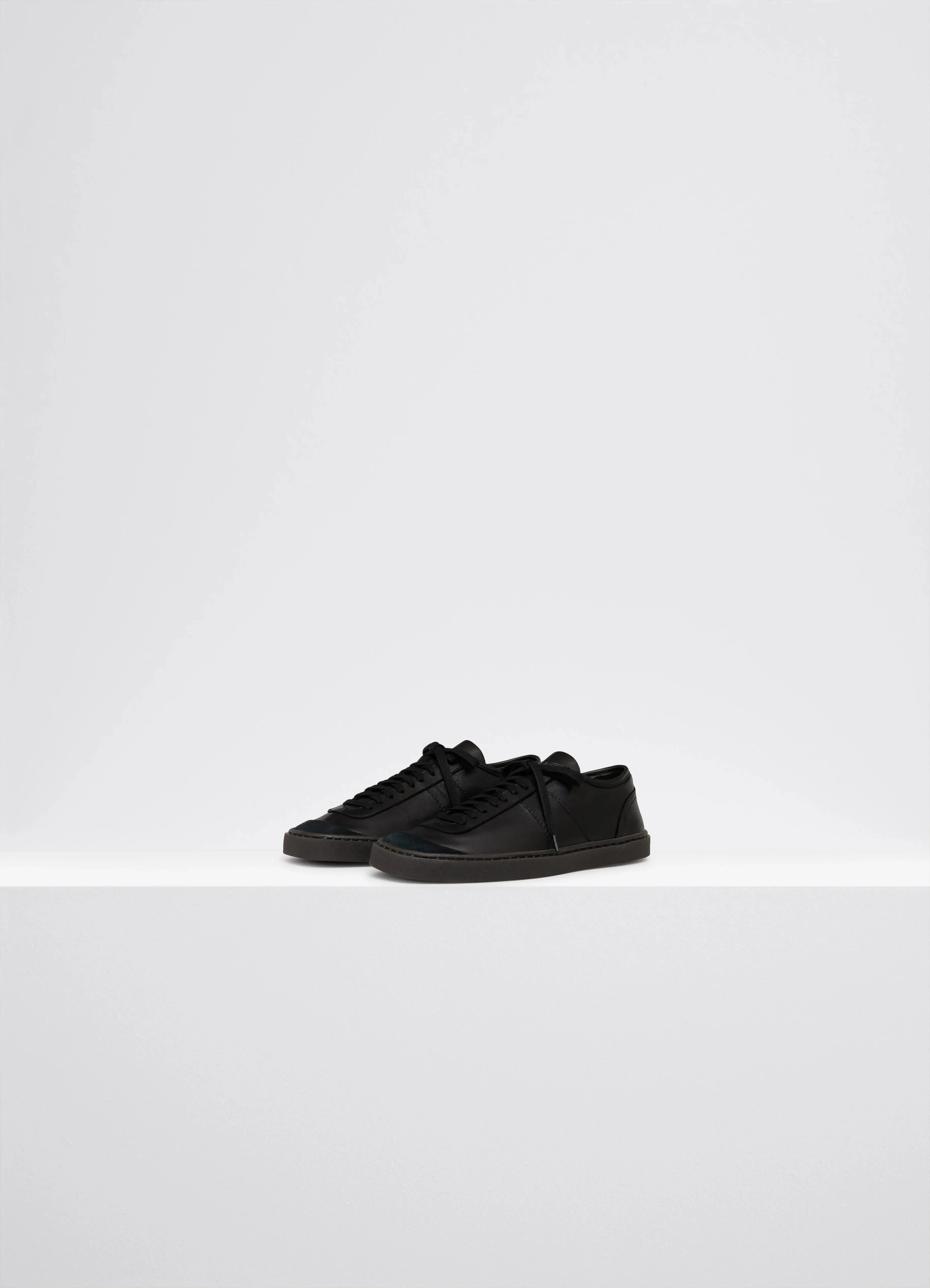 LINOLEUM BASIC LACED UP TRAINERS